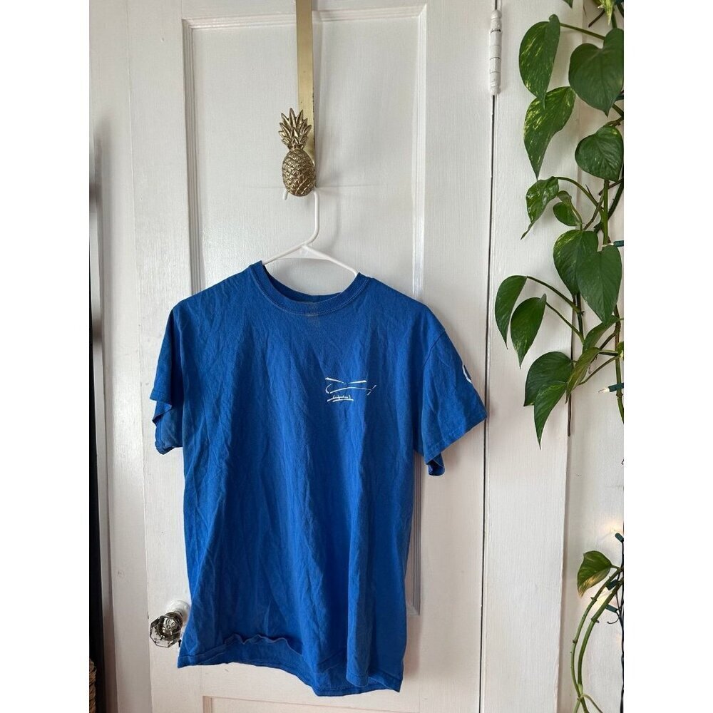 Gildan Men’s size Medium Be Independent helicopters shirt